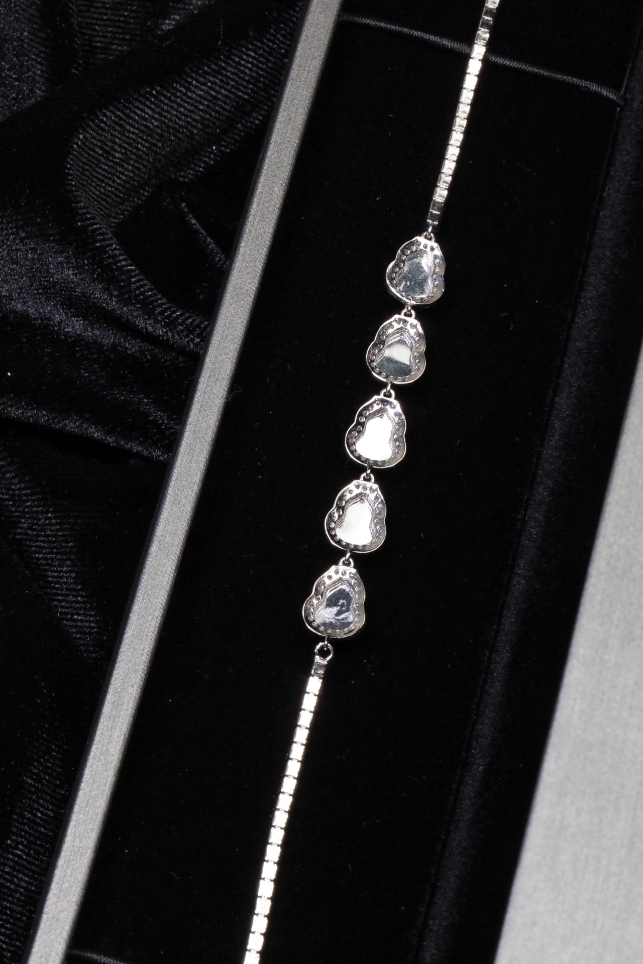 925 Silver and Jadeite Bracelet with Interconnected Gourd Links (Overall Dimensions: 220mm x 8mm x 4.6mm)