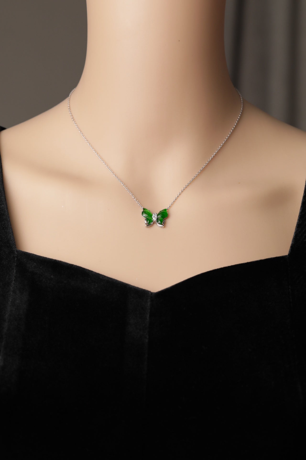 925 Silver Butterfly Jadeite Necklace (Overall dimensions: 450mm x 14.8mm x 4.2mm)