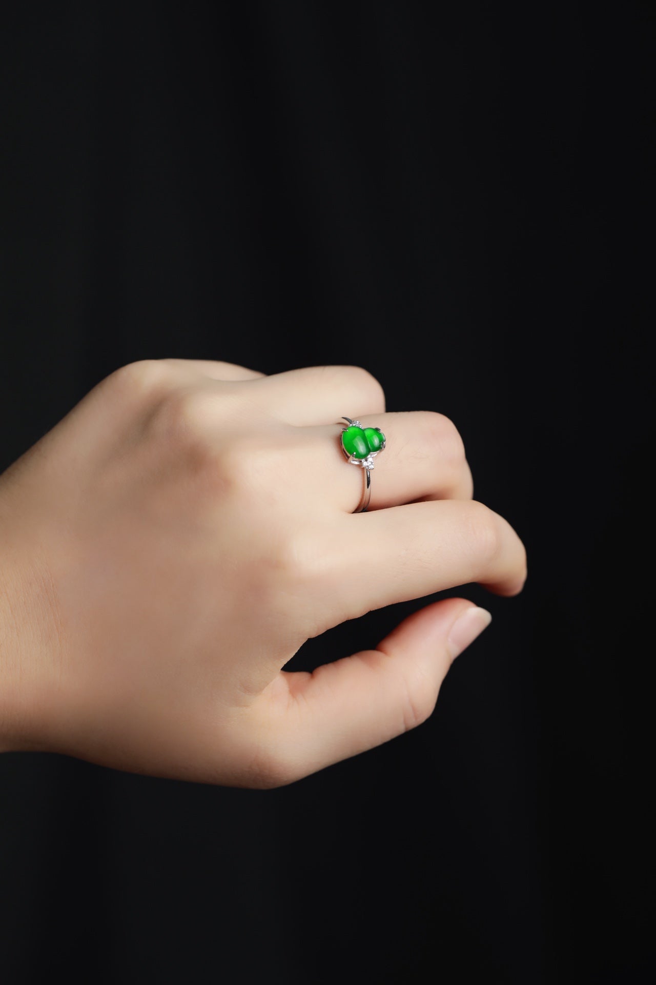 925 Silver Jade Gourd Ring (Overall dimensions: 11.4mm x 10mm x 4.8mm)