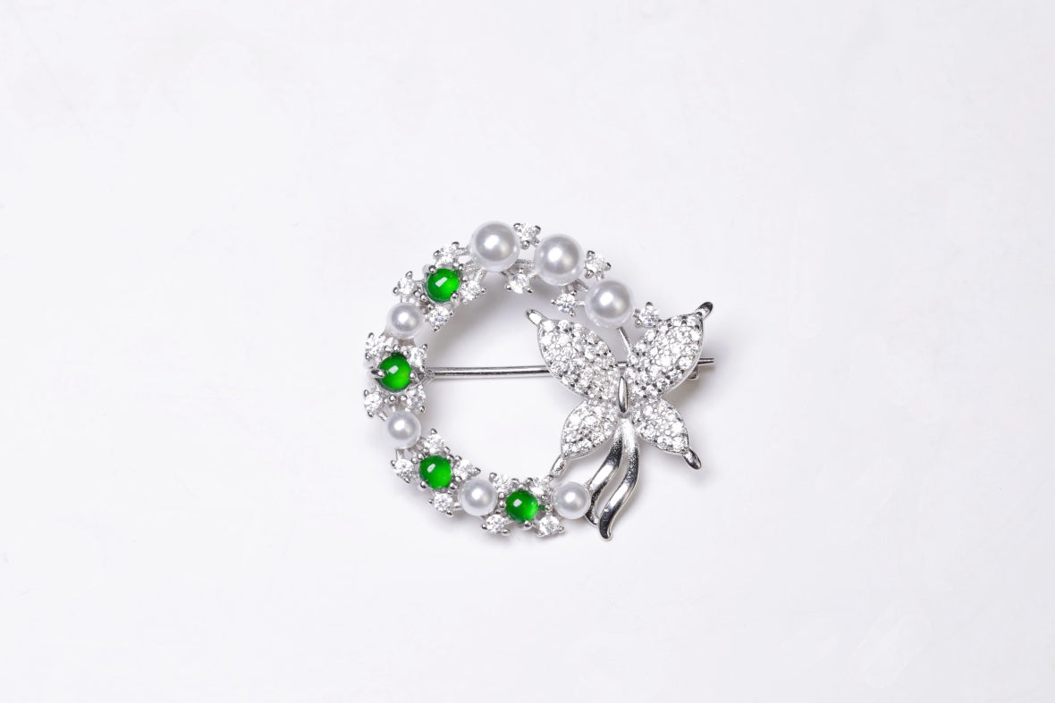 925 Silver Round Jade Butterfly Brooch (Overall Dimensions: 28.3mm x 24.6mm x 8.8mm)