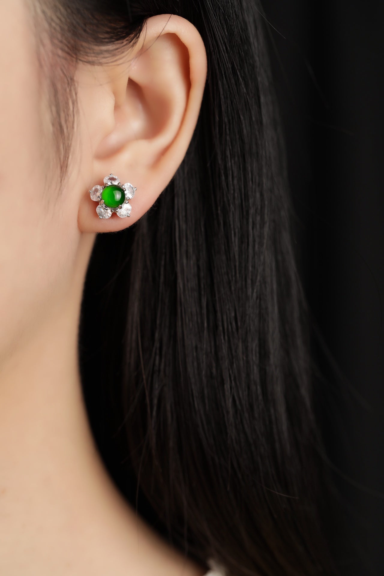 925 Silver Floral Jadeite Stud Earrings (Oval Cabochon) – Overall Dimensions: 11mm x 11mm x 6.8mm