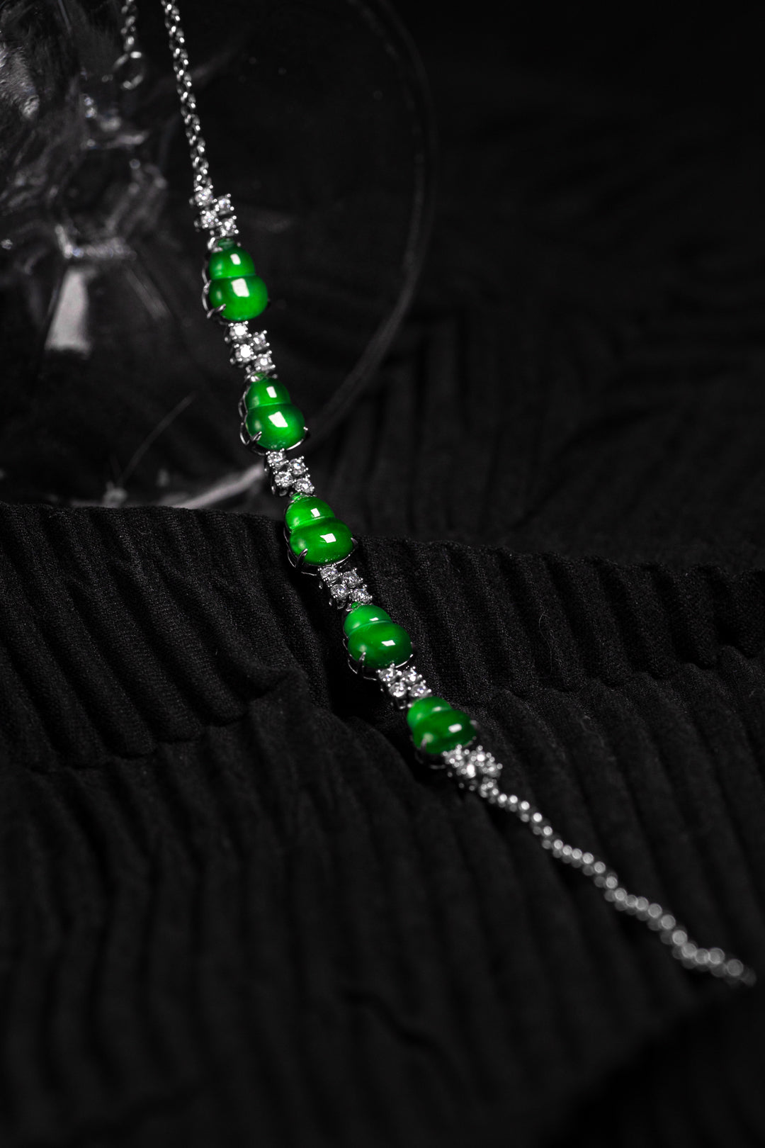 Exquisite Verdance Gourd Bracelet (Overall dimensions: 20mm x 6mm x 4mm)