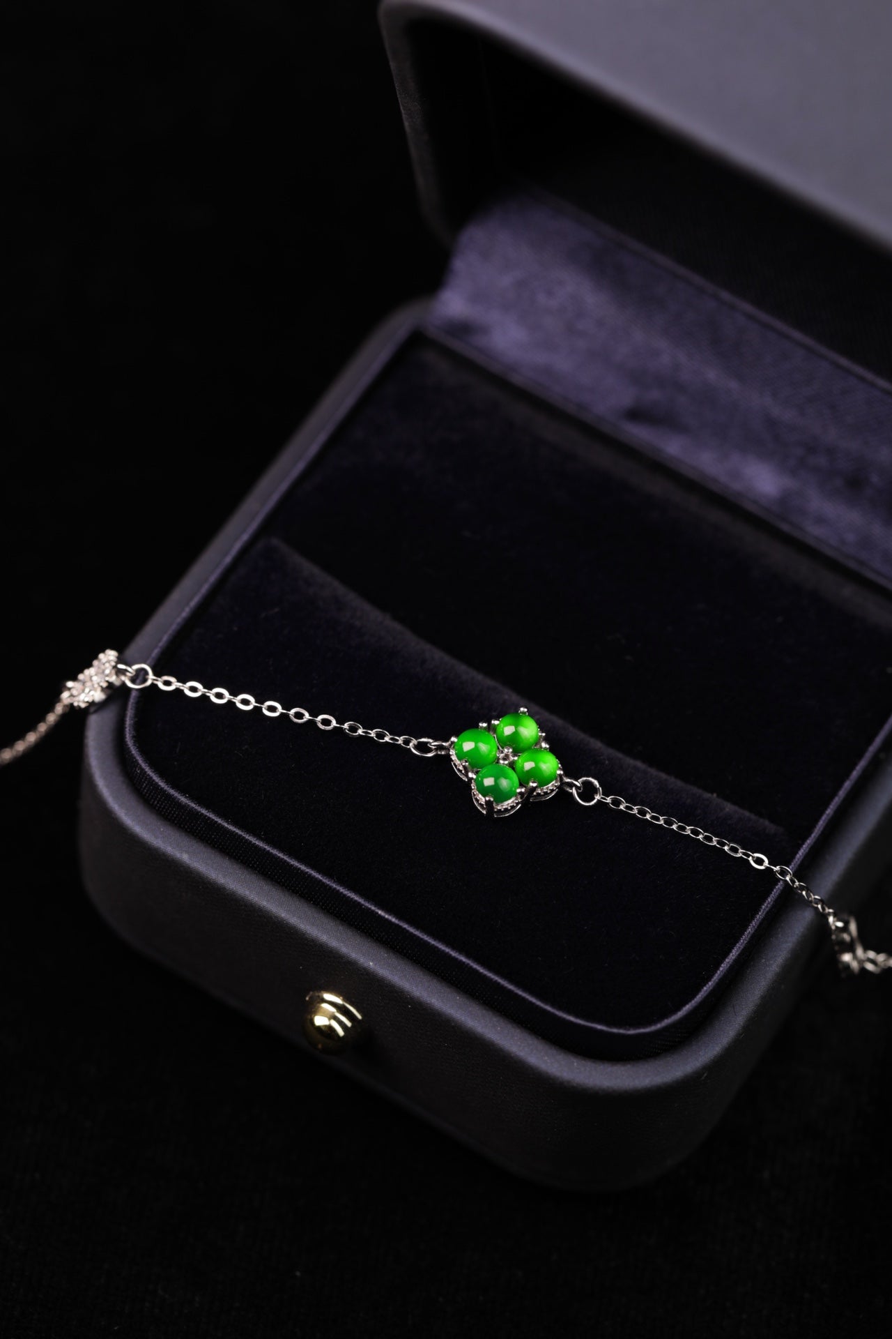 925 Silver Four-Leaf Clover and Jadeite Bracelet (Overall Dimensions: 200mm x 9.5mm x 3.7mm)