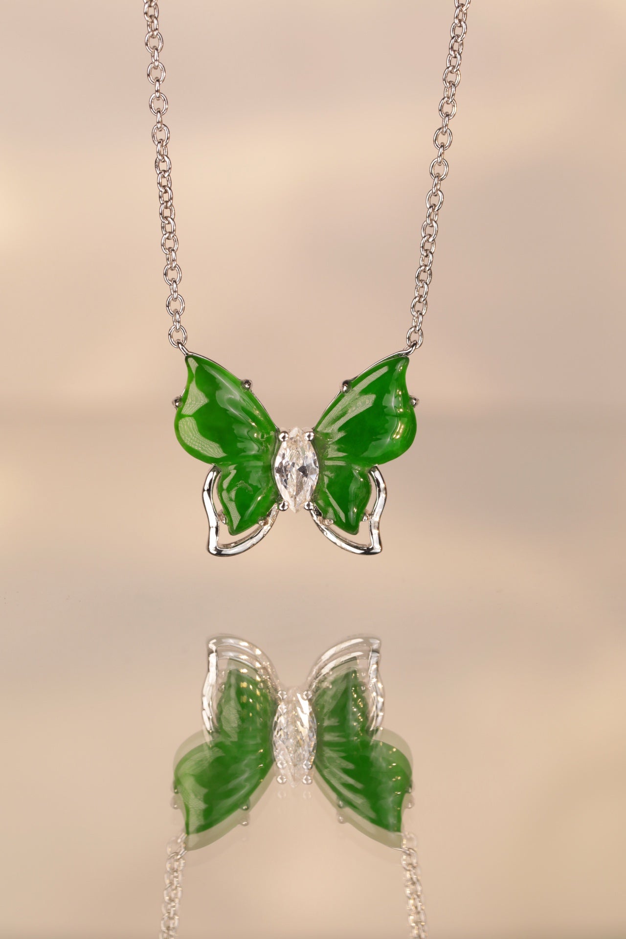 925 Silver Butterfly Jadeite Necklace (Overall dimensions: 450mm x 14.8mm x 4.2mm)
