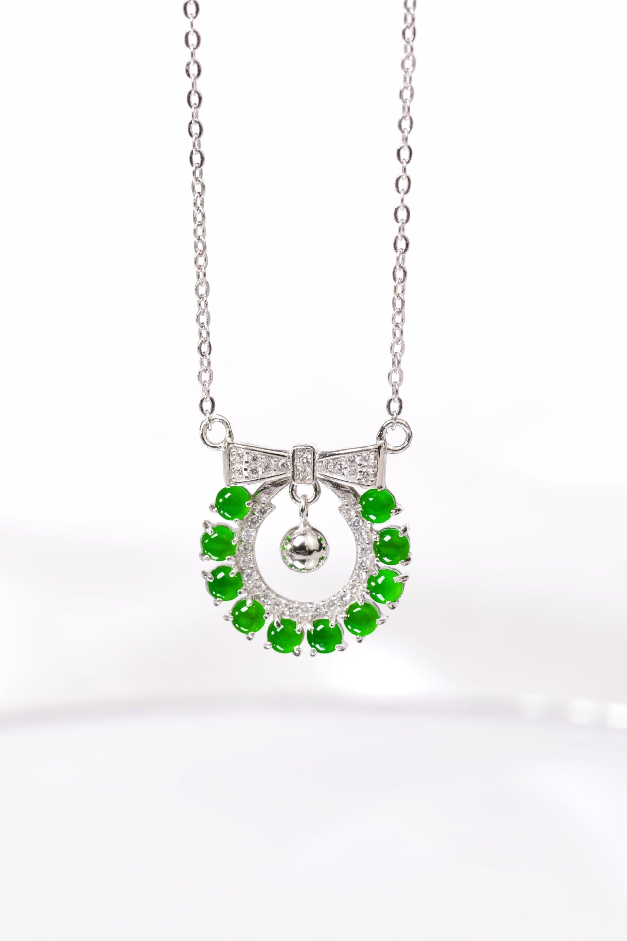 925 Silver Bowknot Jadeite Necklace (Overall Dimensions: 490mm x 17.6mm x 3.4mm)