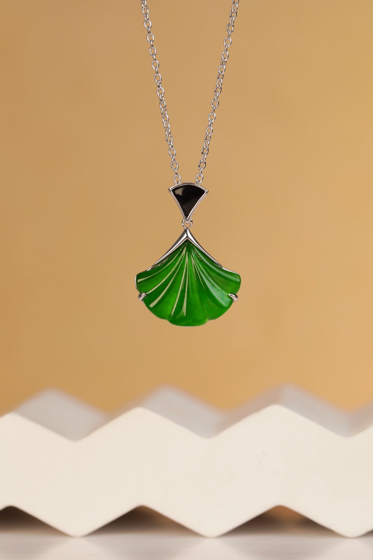 925 Silver "Ginkgo Charm" Jadeite Necklace (Overall dimensions: 480mm x 20mm x 4.5mm)