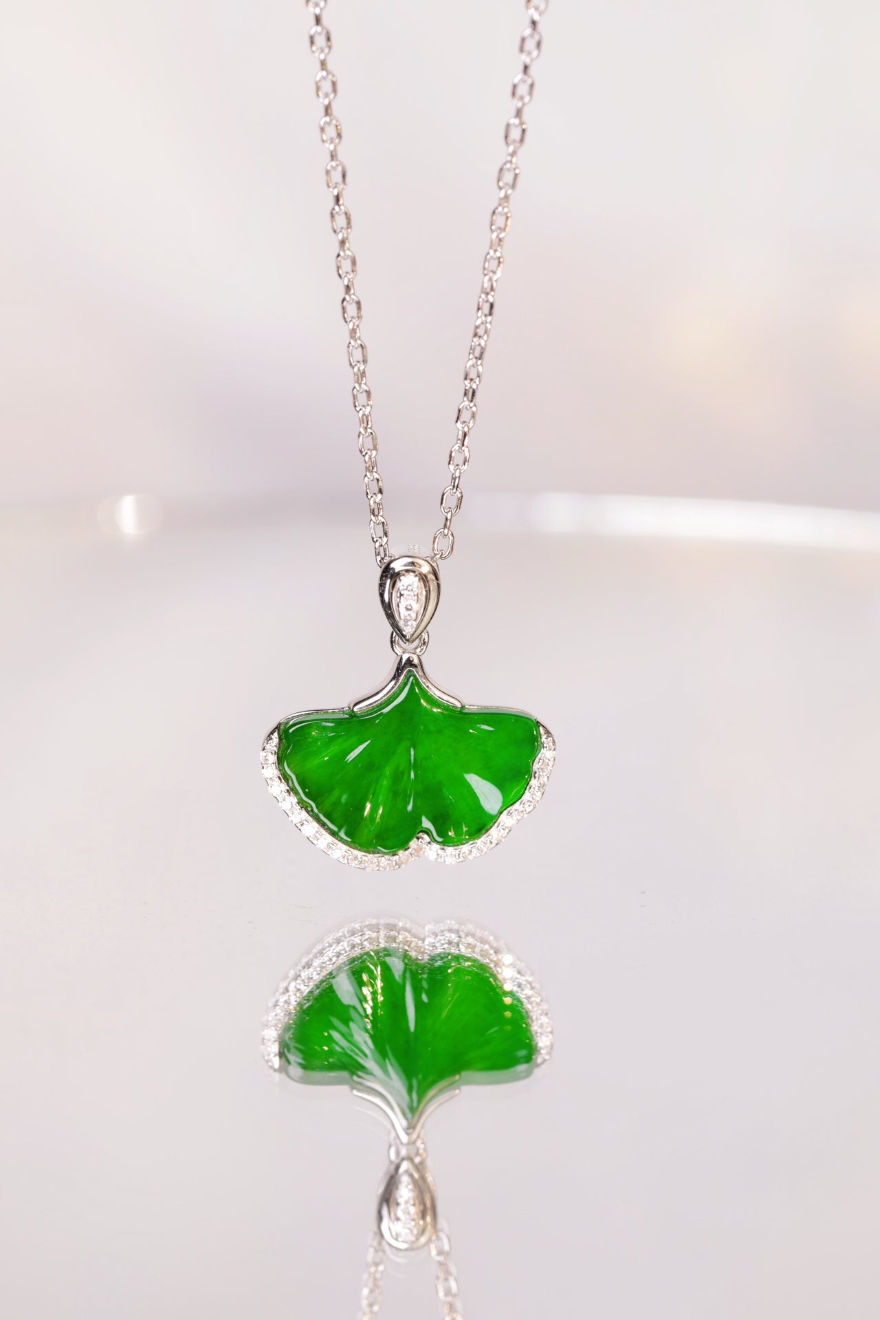 925 Silver Ginkgo Leaf Jadeite Necklace (Overall Dimensions: 460mm x 19.9mm x 4.7mm)