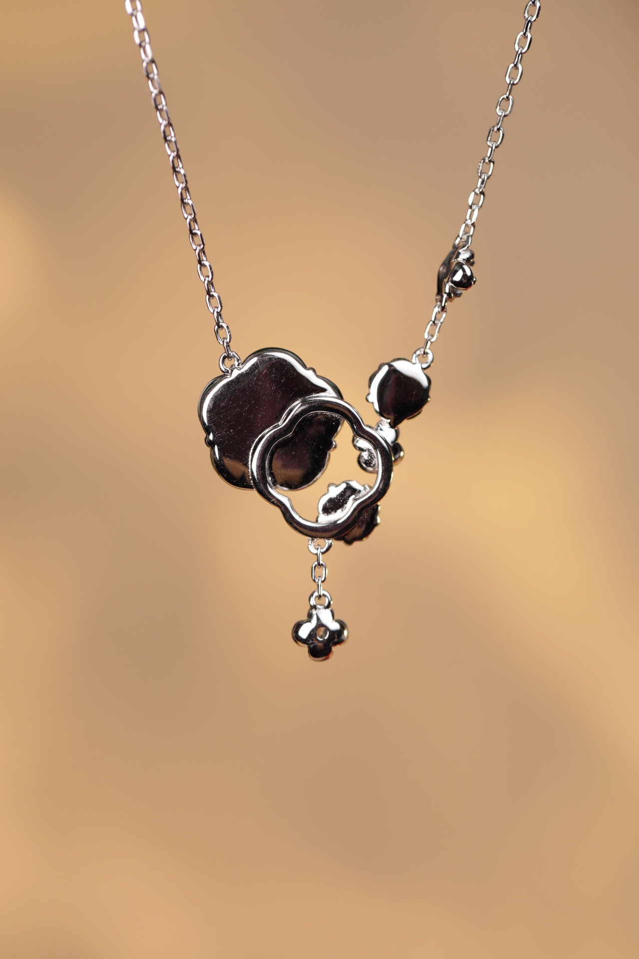 925 Silver White Camellia and Jadeite Necklace (Overall Dimensions: 470mm x 27mm x 4mm)