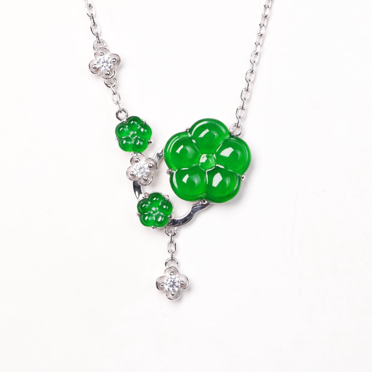 925 Silver White Camellia and Jadeite Necklace (Overall Dimensions: 470mm x 27mm x 4mm)