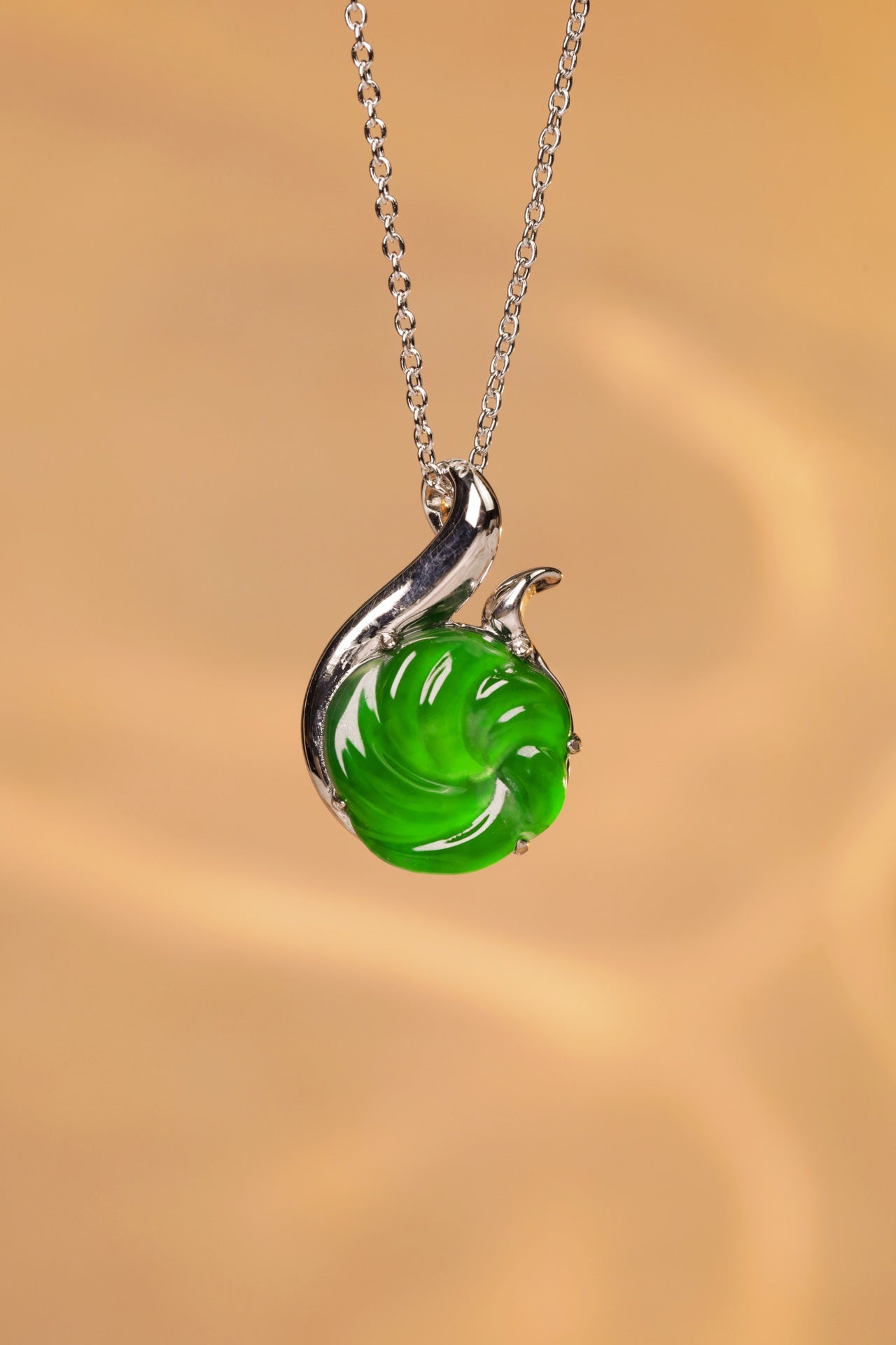 925 Silver "Swirling Dance" Jadeite Necklace (Overall Dimensions: 475mm x 21.8mm x 6mm)