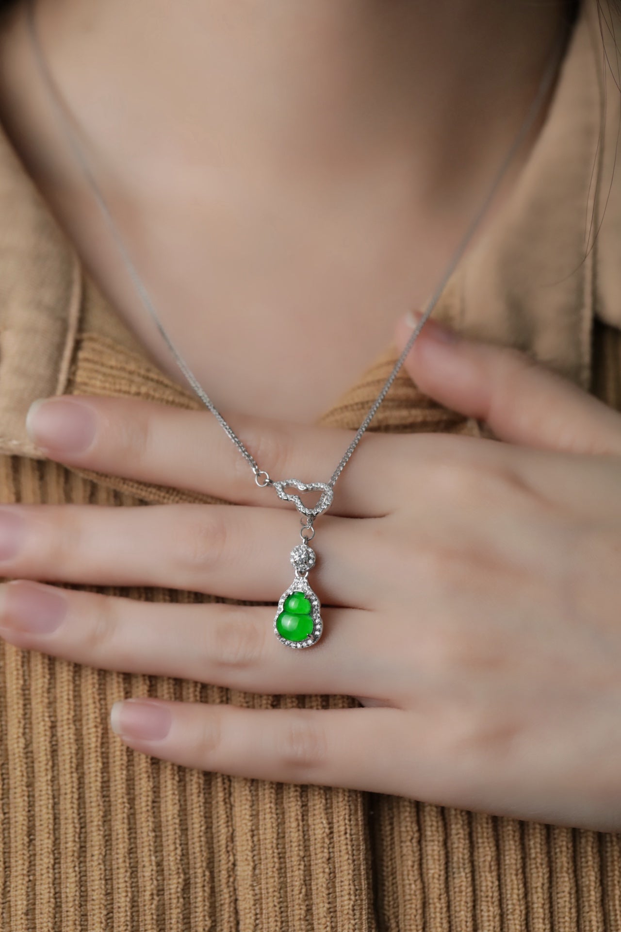 925 Silver Gourd Necklace; overall dimensions: 480mm x 9.4mm x 4.9mm.