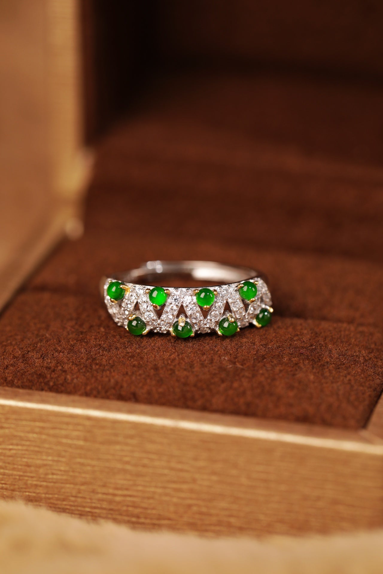 925 Sterling Silver "Nianxiang" (Cherished Thought) Jade Ring – Overall dimensions: 21mm x 6mm x 2.9mm