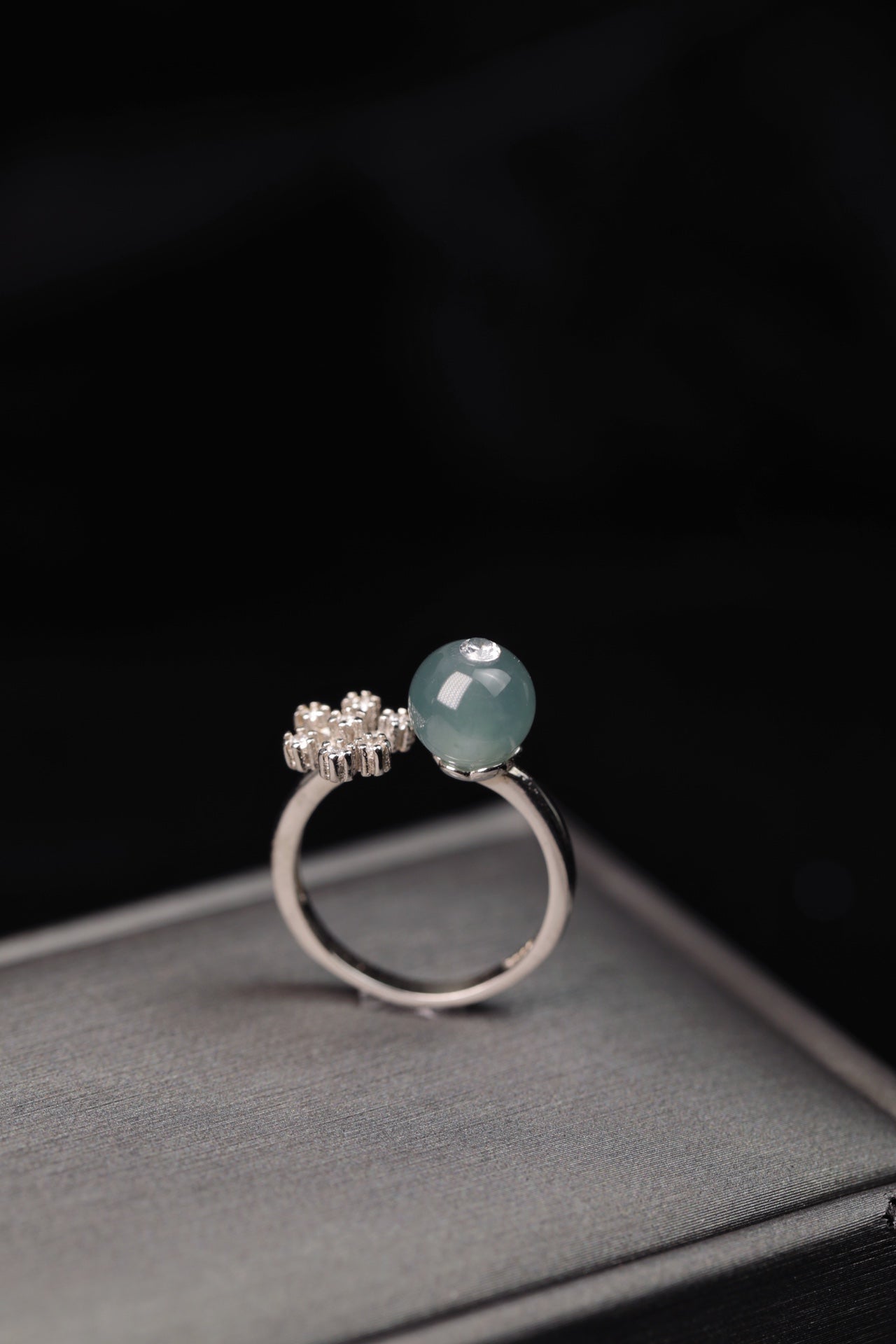 925 Silver Ring with Blue-Water Jadeite Cabochon (Overall Dimensions: 21mm x 8.4mm)