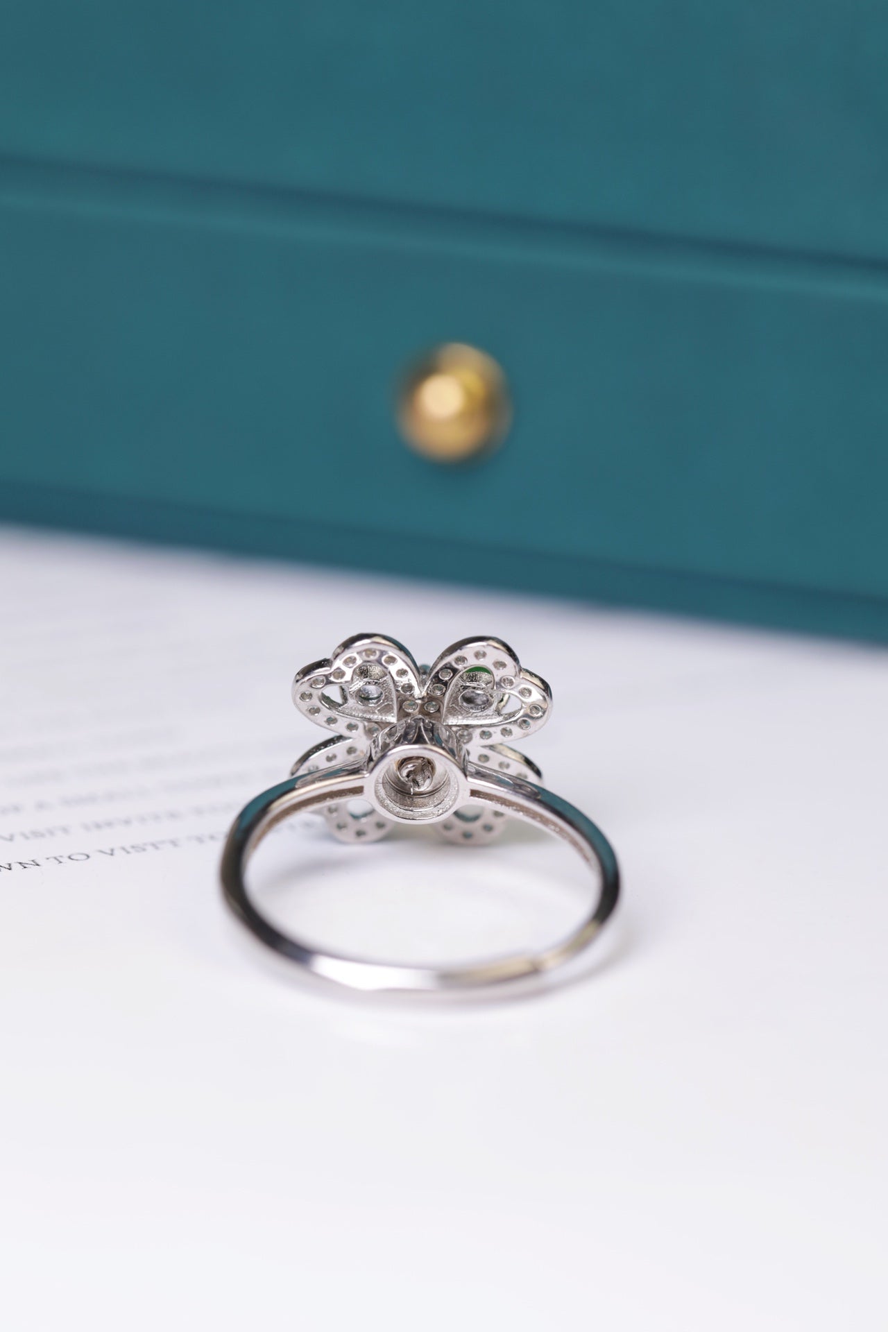 925 Silver Spinning Flower Jadeite Ring (Overall Dimensions: 14mm x 14mm x 6.3mm)
