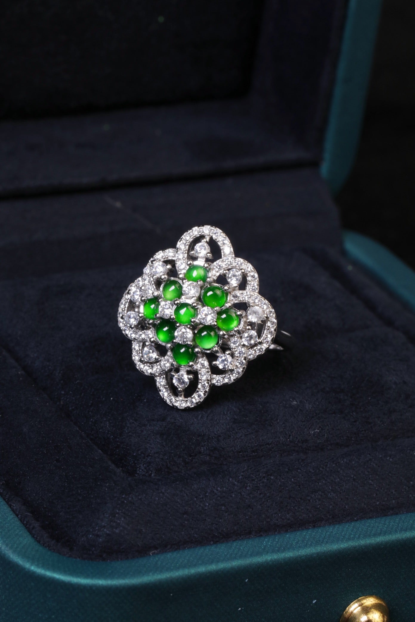 925 Silver Rhombus-Shaped Jadeite Cabochon Ring (Overall Dimensions: 20.8mm x 18.4mm x 7.1mm)