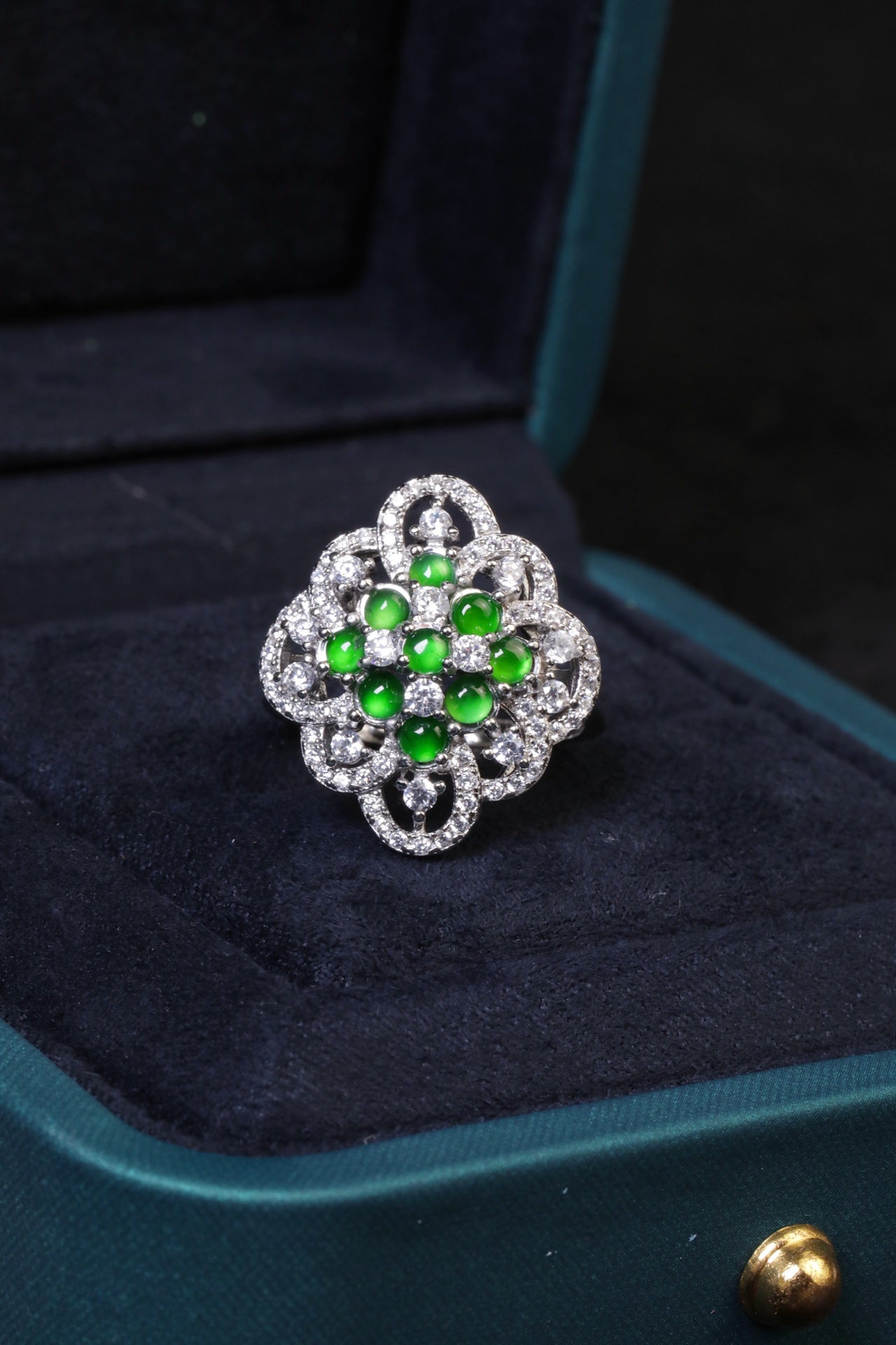 925 Silver Rhombus-Shaped Jadeite Cabochon Ring (Overall Dimensions: 20.8mm x 18.4mm x 7.1mm)