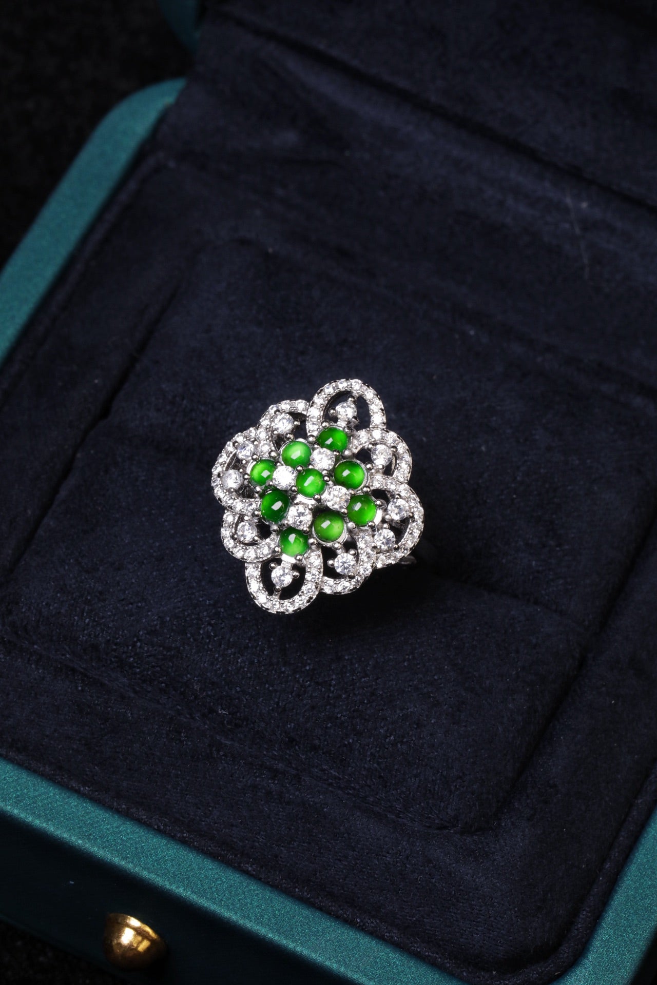 925 Silver Rhombus-Shaped Jadeite Cabochon Ring (Overall Dimensions: 20.8mm x 18.4mm x 7.1mm)