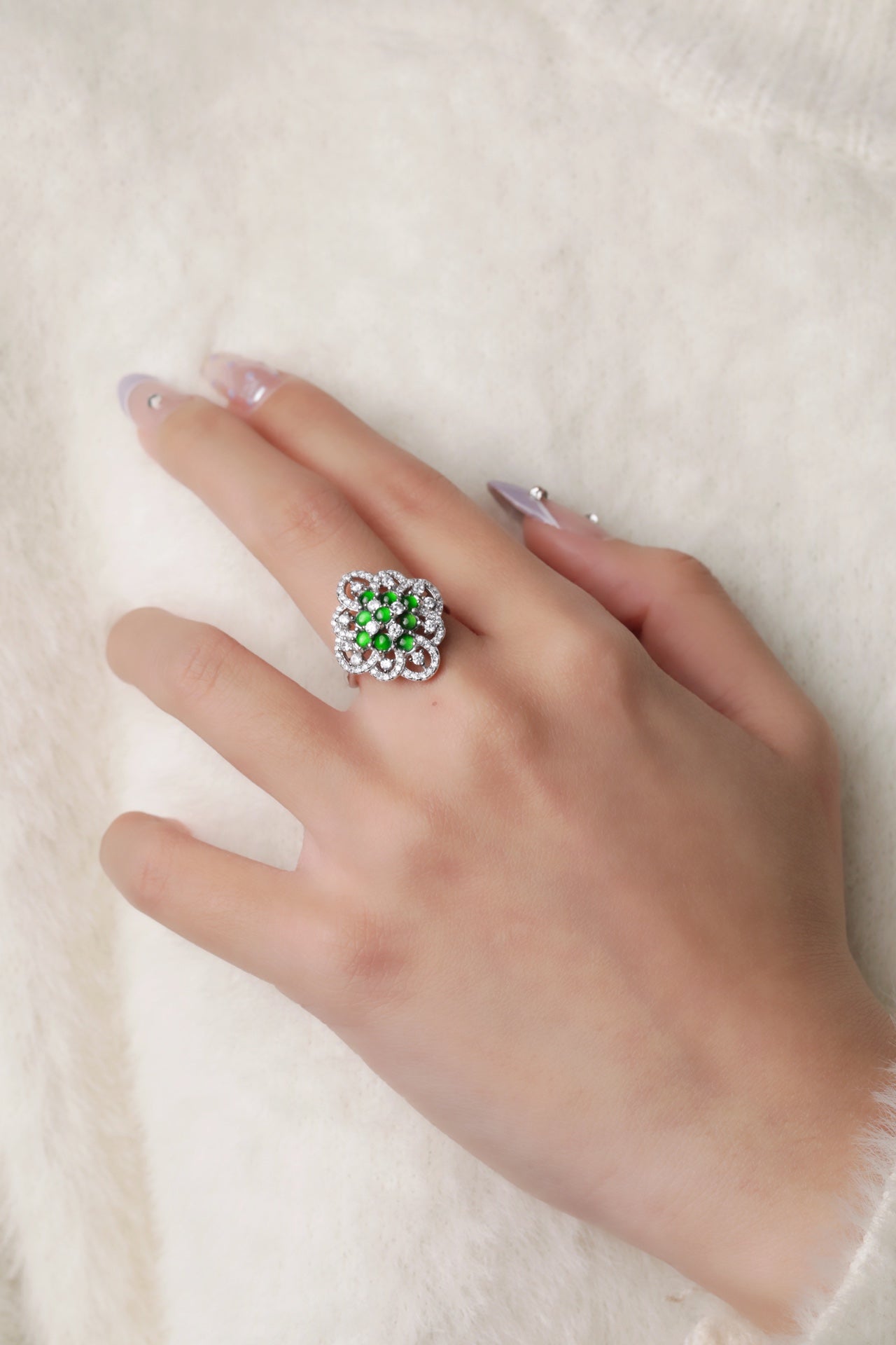 925 Silver Rhombus-Shaped Jadeite Cabochon Ring (Overall Dimensions: 20.8mm x 18.4mm x 7.1mm)