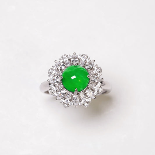 925 Silver Jade Ring with Oval Cabochon (Overall Dimensions: 16mm x 16mm x 9.2mm)
