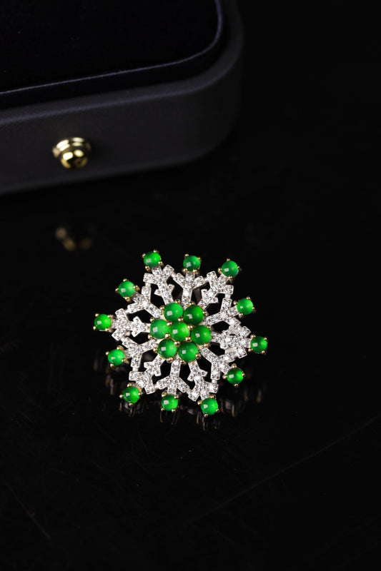 925 Silver and White Jadeite Brooch (Overall Dimensions: 26.7mm x 26.7mm x 8mm)