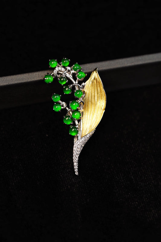 925 Silver Lily of the Valley Jade Brooch (Overall dimensions: 44.2mm x 22.3mm x 11.1mm)