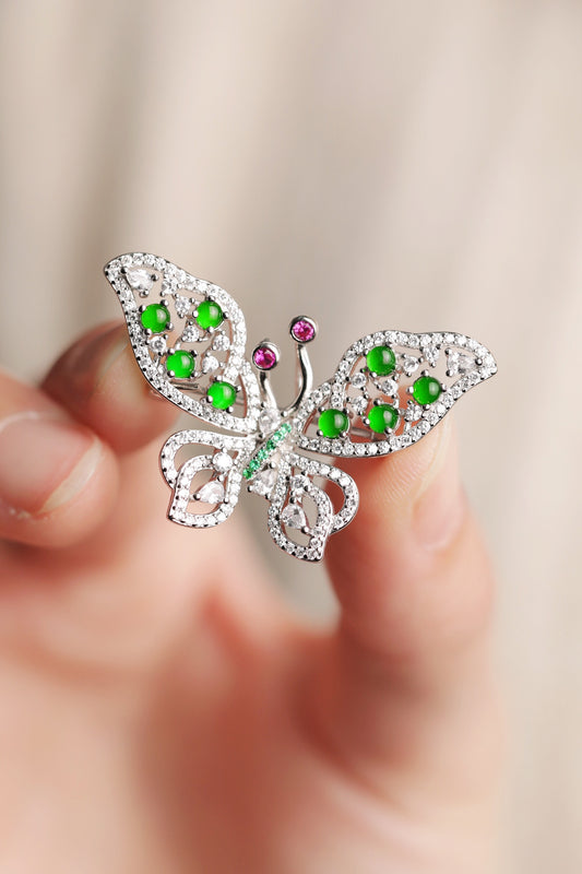 925 Silver and Jadeite Butterfly Brooch (Overall dimensions: 38mm x 23mm x 5.4mm)