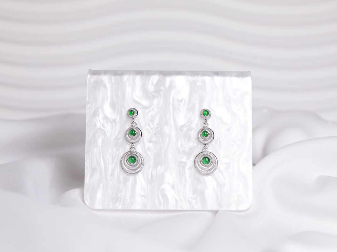 925 silver triple-loop jadeite stud earrings; overall dimensions: 25.5mm x 10mm x 2.5mm.