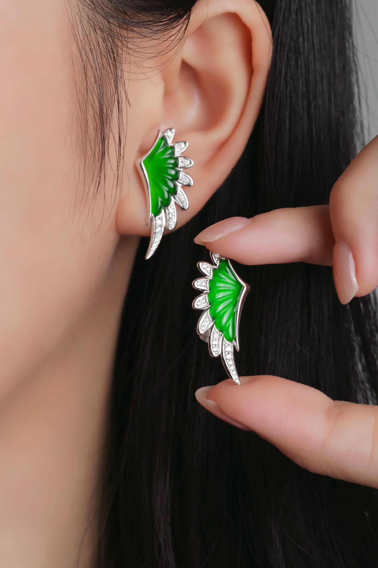 925 Silver "Victorian Wings" Jadeite Stud Earrings (Overall dimensions: 29.3mm x 13mm x 3.3mm)