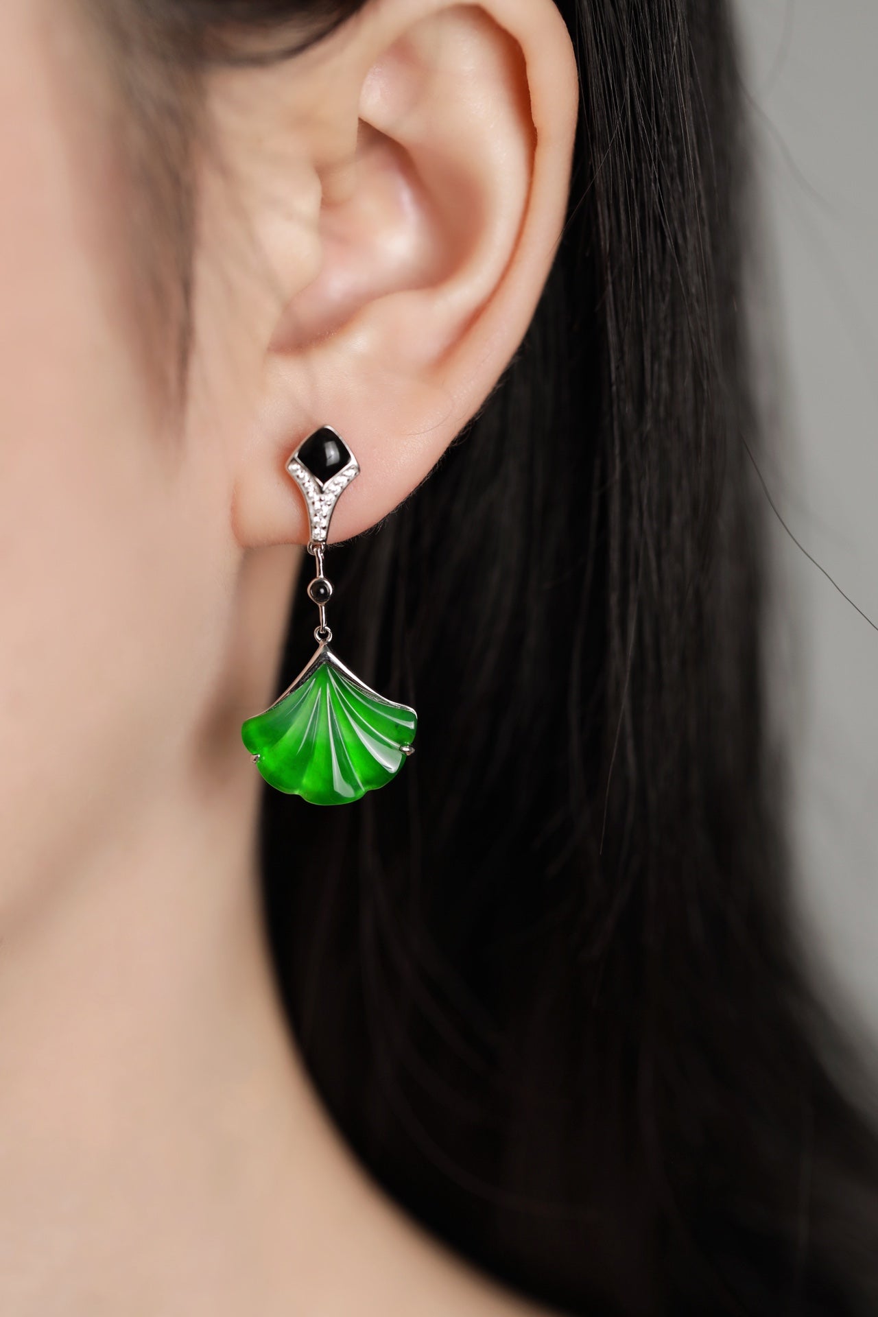 925 Silver "Ginkgo Rhyme" Jadeite Stud Earrings (Overall dimensions: 34mm x 16.1mm x 3.4mm)