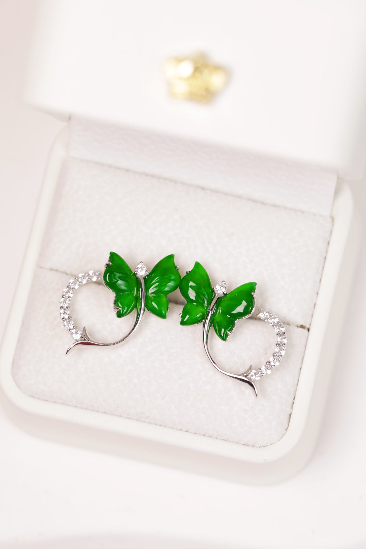 925 silver and jade butterfly stud earrings; overall dimensions: 21mm x 18mm x 8.5mm.