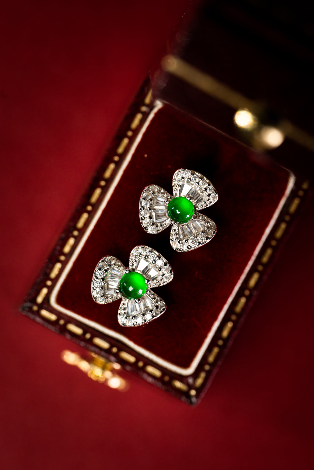 925 Silver Floral Jadeite Stud Earrings with Oval Cabochons (Overall Dimensions: 8.6mm x 8.6mm x 3.6mm)