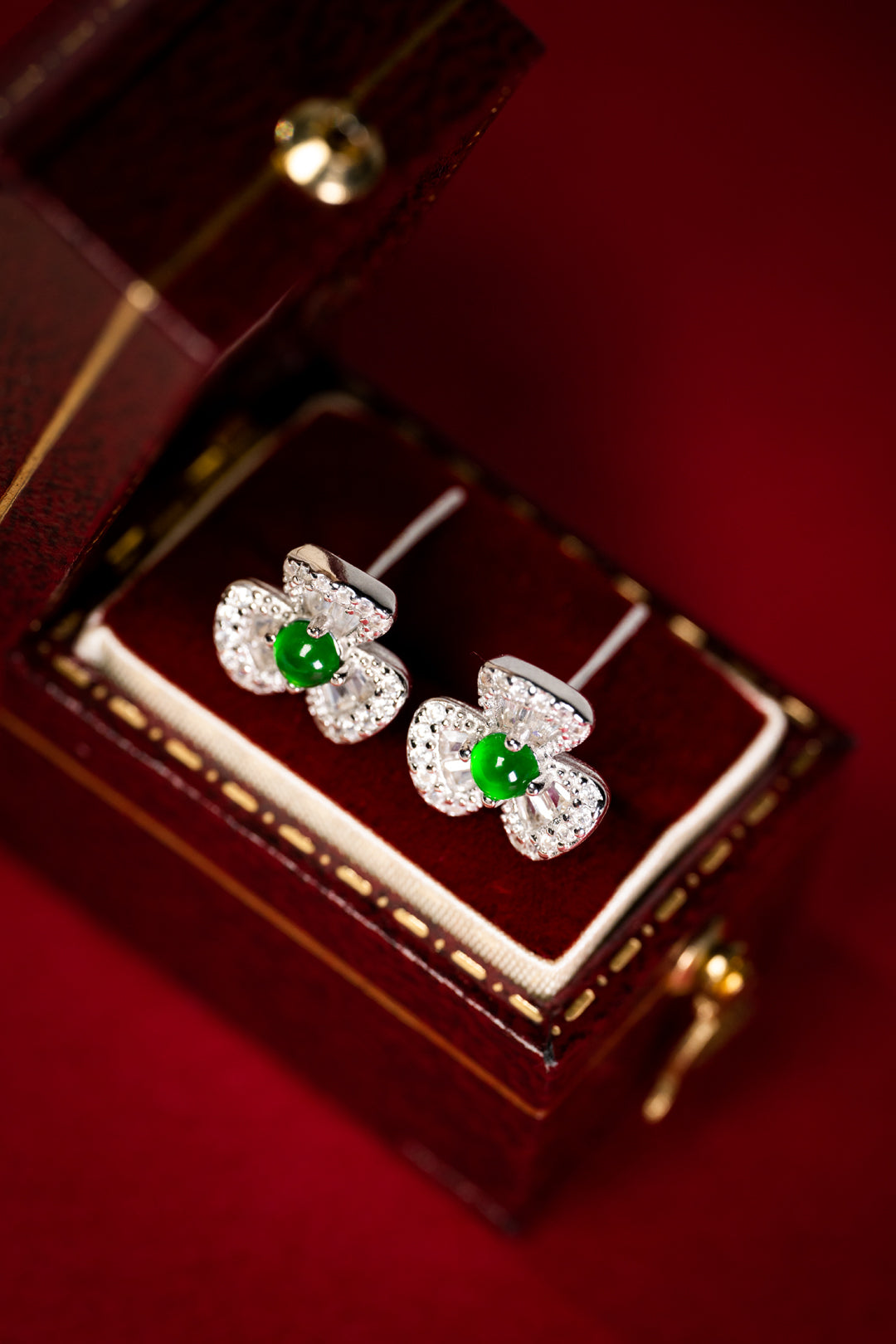 925 Silver Floral Jadeite Stud Earrings with Oval Cabochons (Overall Dimensions: 8.6mm x 8.6mm x 3.6mm)