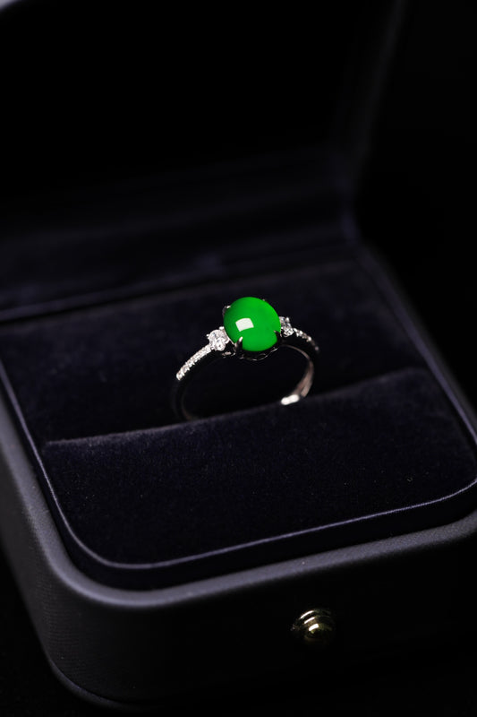 Exquisite Verdance Cabochon Ring (Overall dimensions: 24mm x 8mm x 6mm)