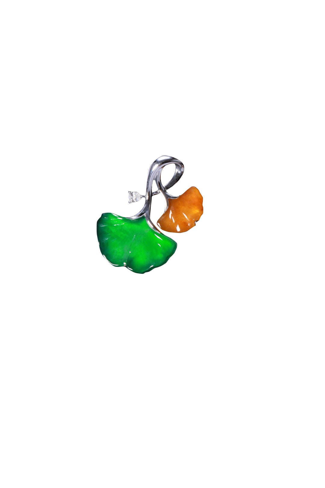"Three Lifetimes luck of Apricots" Jadeite Apricot Leaf Necklace (Overall dimensions: 22.7mm x 19mm x 3.7mm)