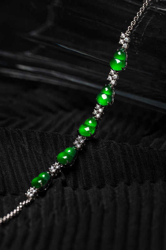 Exquisite Verdance Gourd Bracelet (Overall dimensions: 20mm x 6mm x 4mm)
