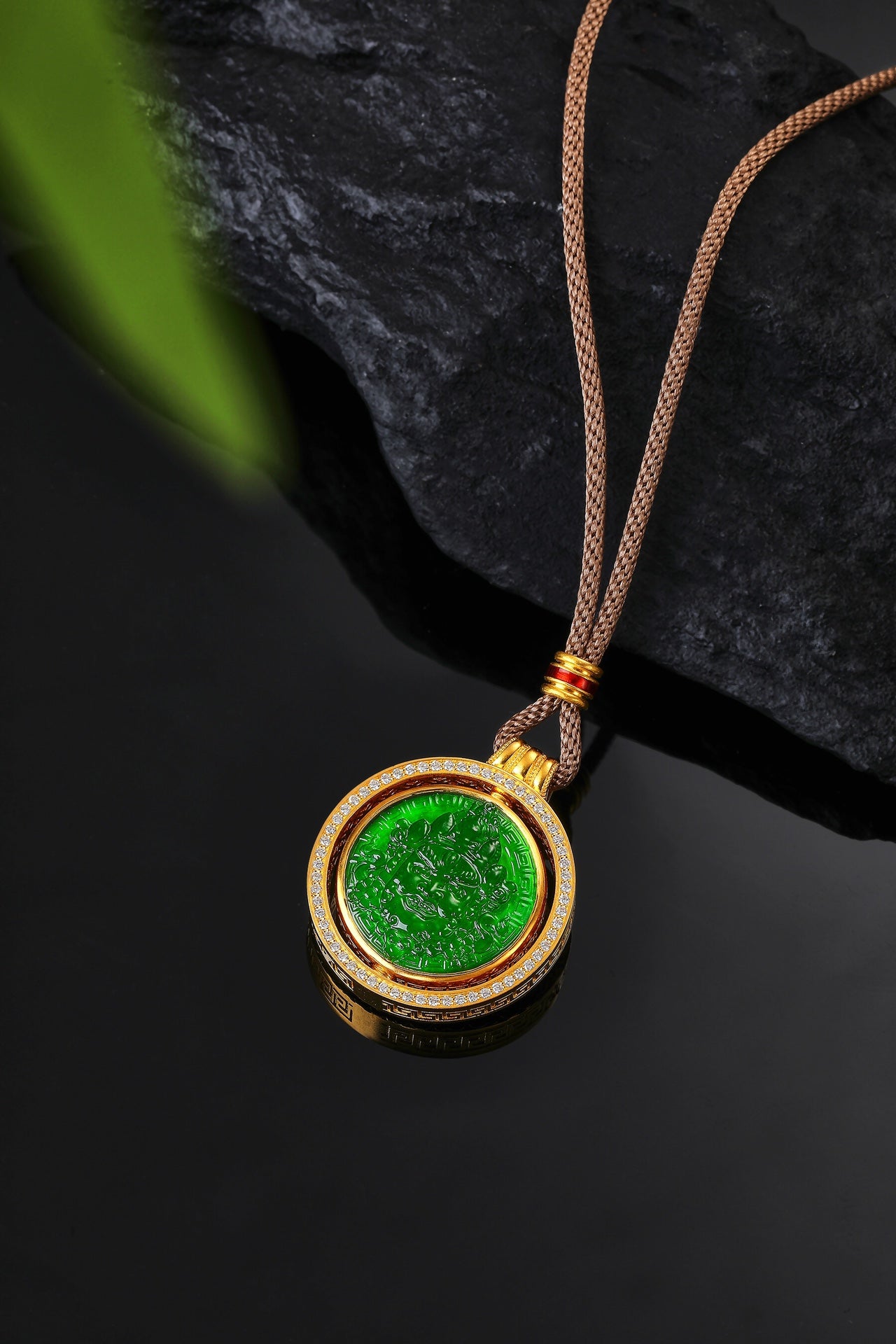 Quintessence of the East Pure Gold and Jade "God of Wealth" Necklace (Net Gold Weight: 15.89g)