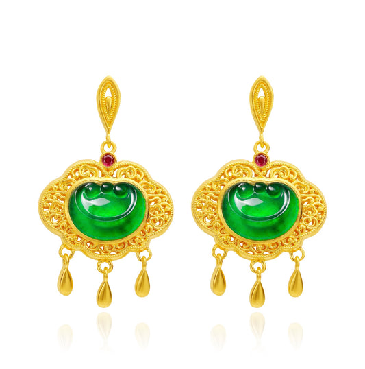 "Quintessence of the East" Pure Gold and Jade *Ruyi* Stud Earrings (Net gold weight: 8.486g)