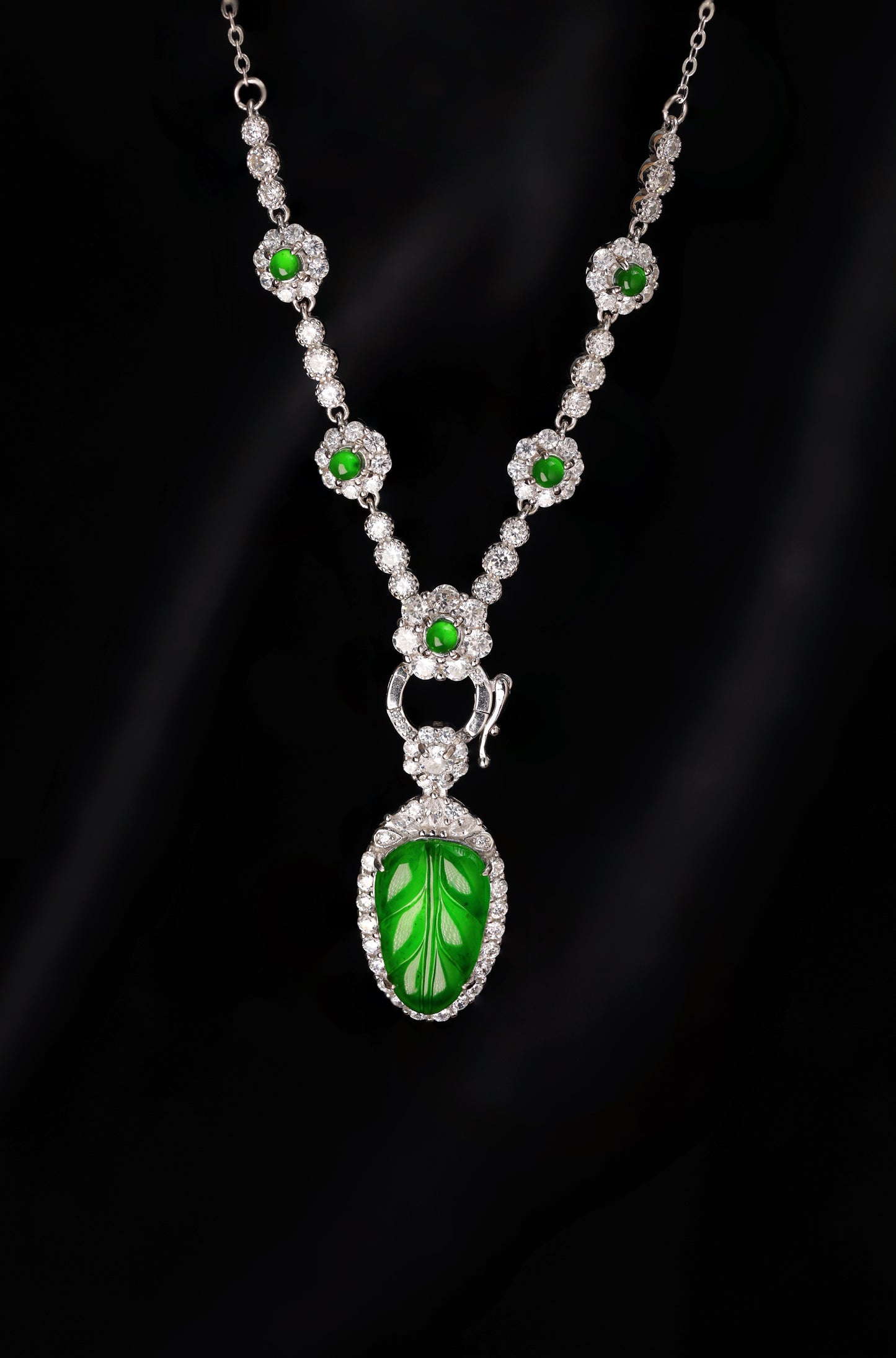 925 Silver and Jadeite Leaf Necklace Set