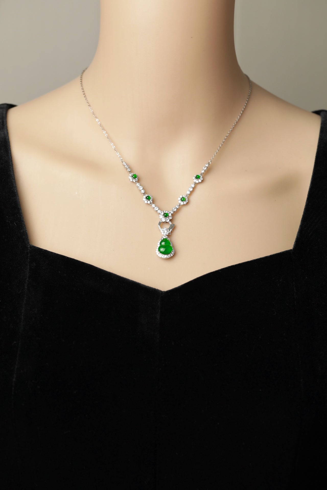 925 Silver Gourd Jade Necklace Set